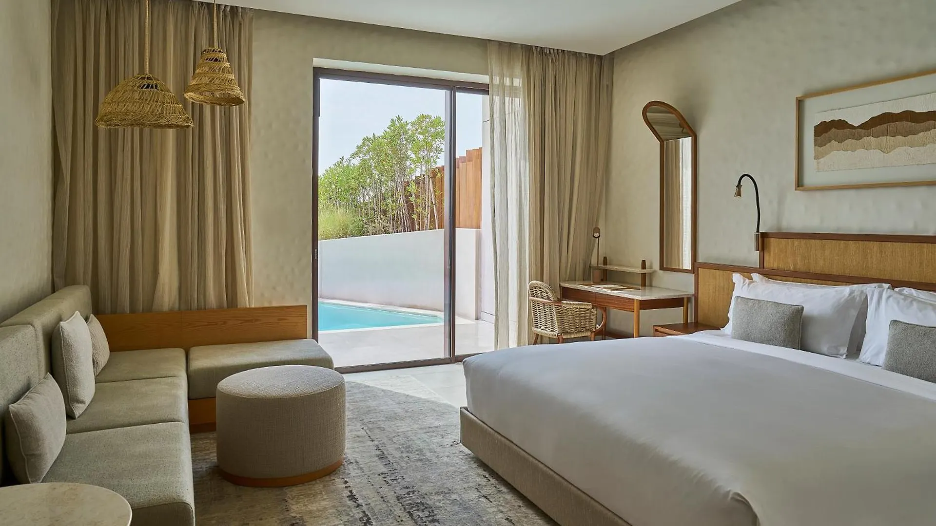 Erth Abu Dhabi Hotel 5*,  アラブ首長国連邦