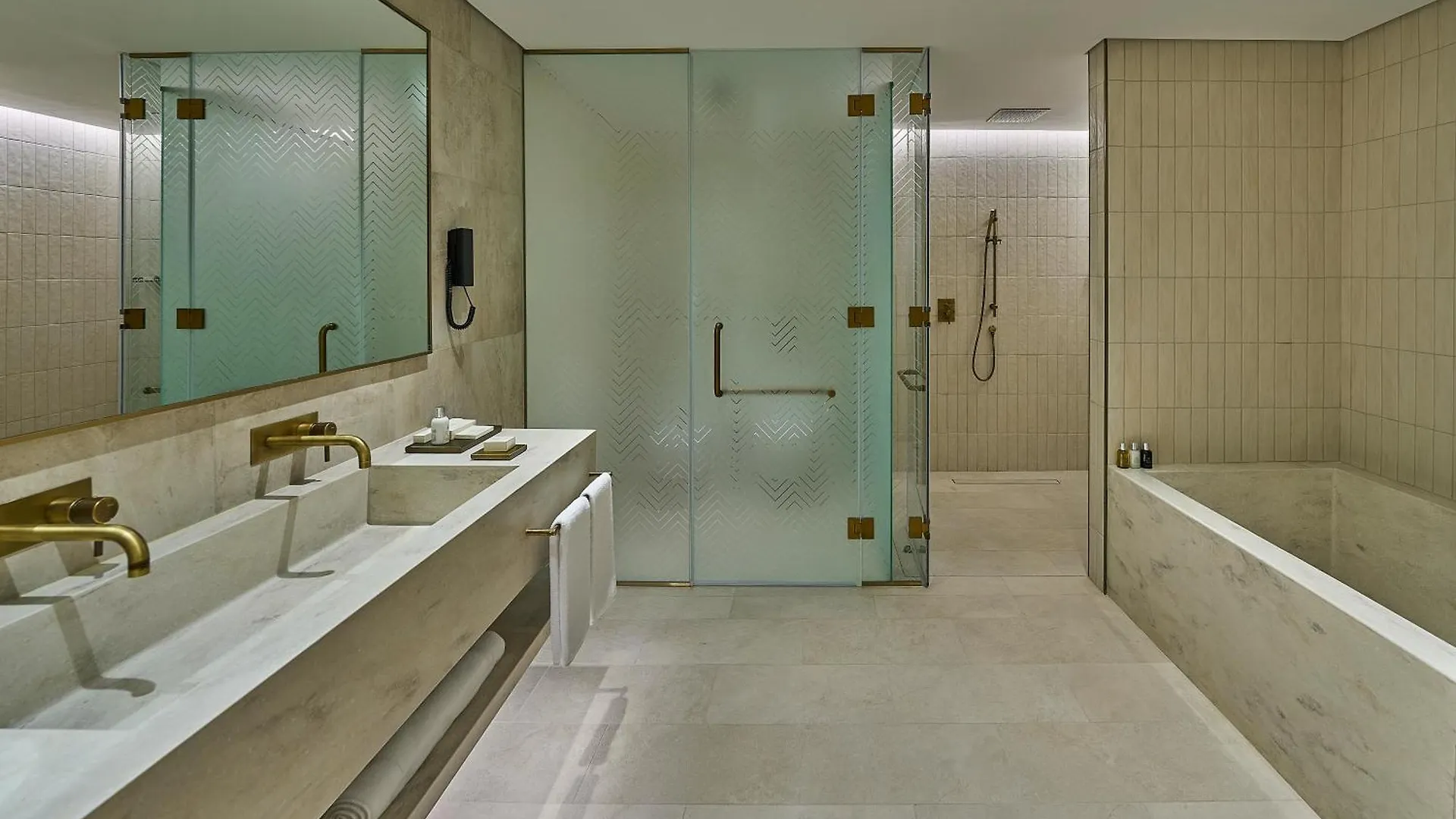 リゾート Erth Abu Dhabi Hotel