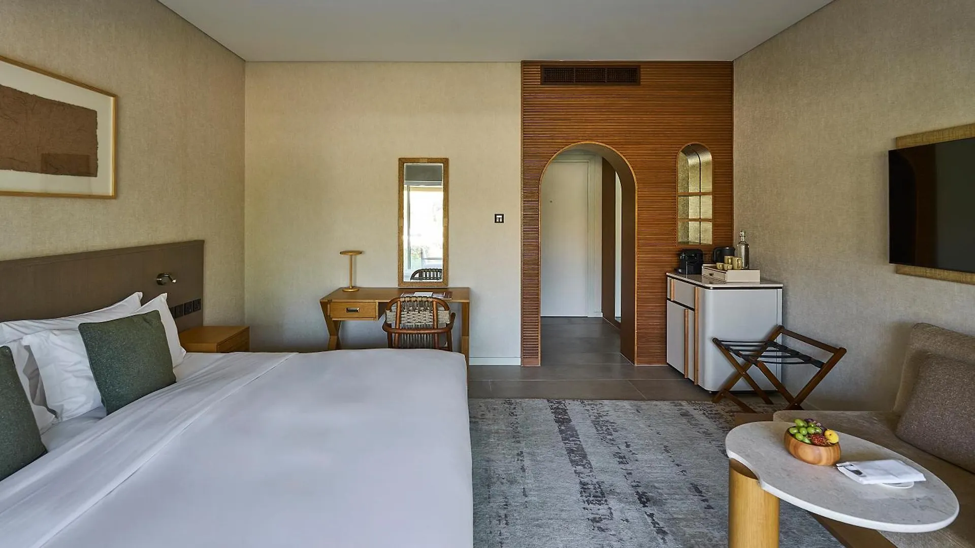 Erth Abu Dhabi Hotel