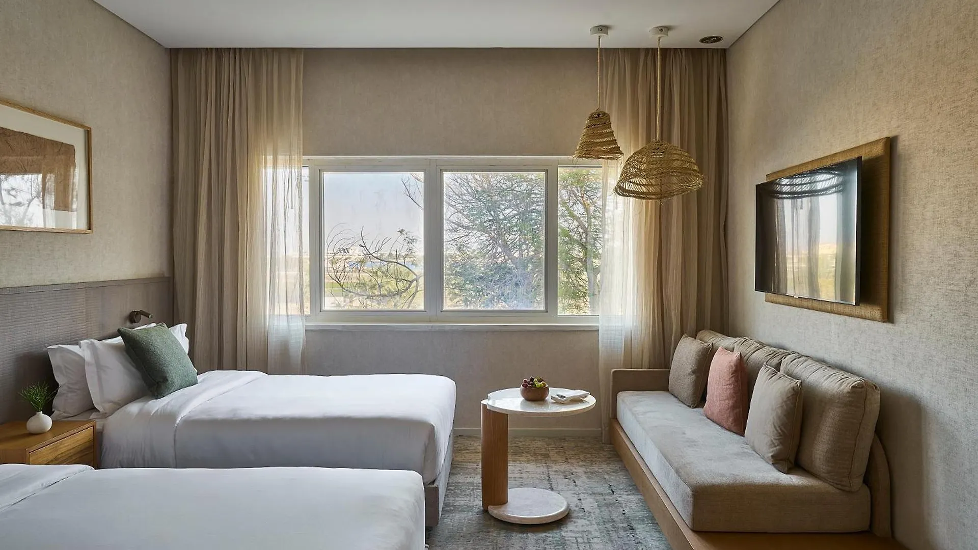 Erth Abu Dhabi Hotel